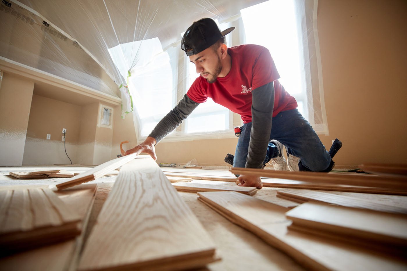 Professional hardwood floor installation - DIY vs professional cost comparison