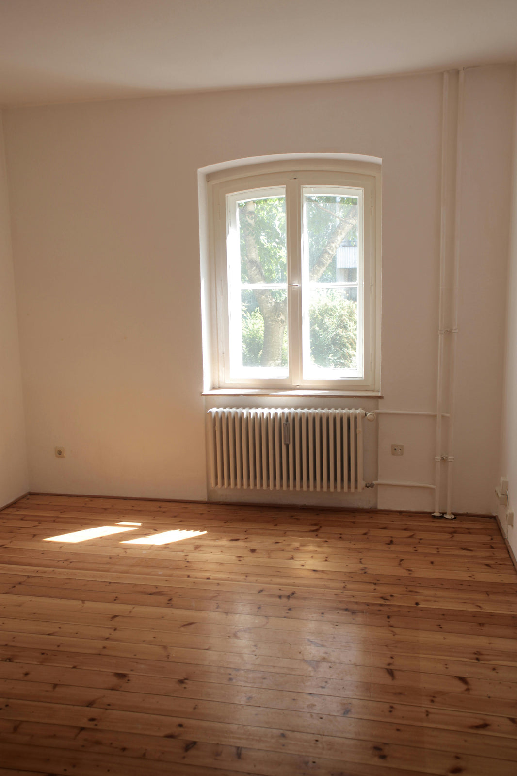 Hidden Costs of Hardwood Flooring Nobody Talks About - Easiklip Floors