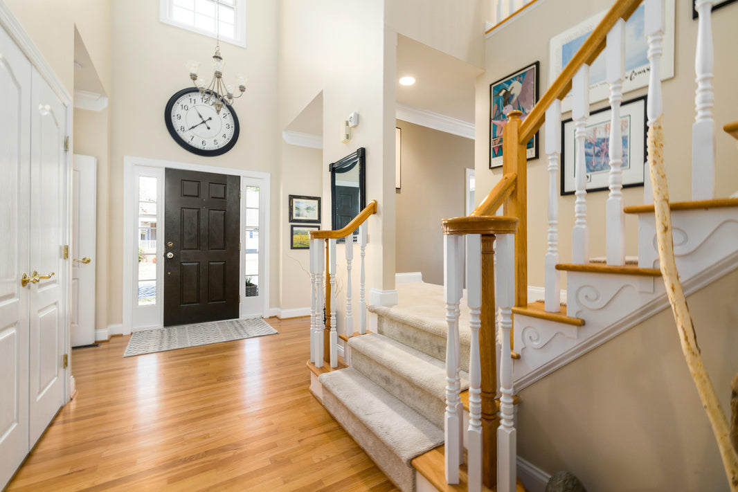 solid oak hardwood flooring in the entry way of a home