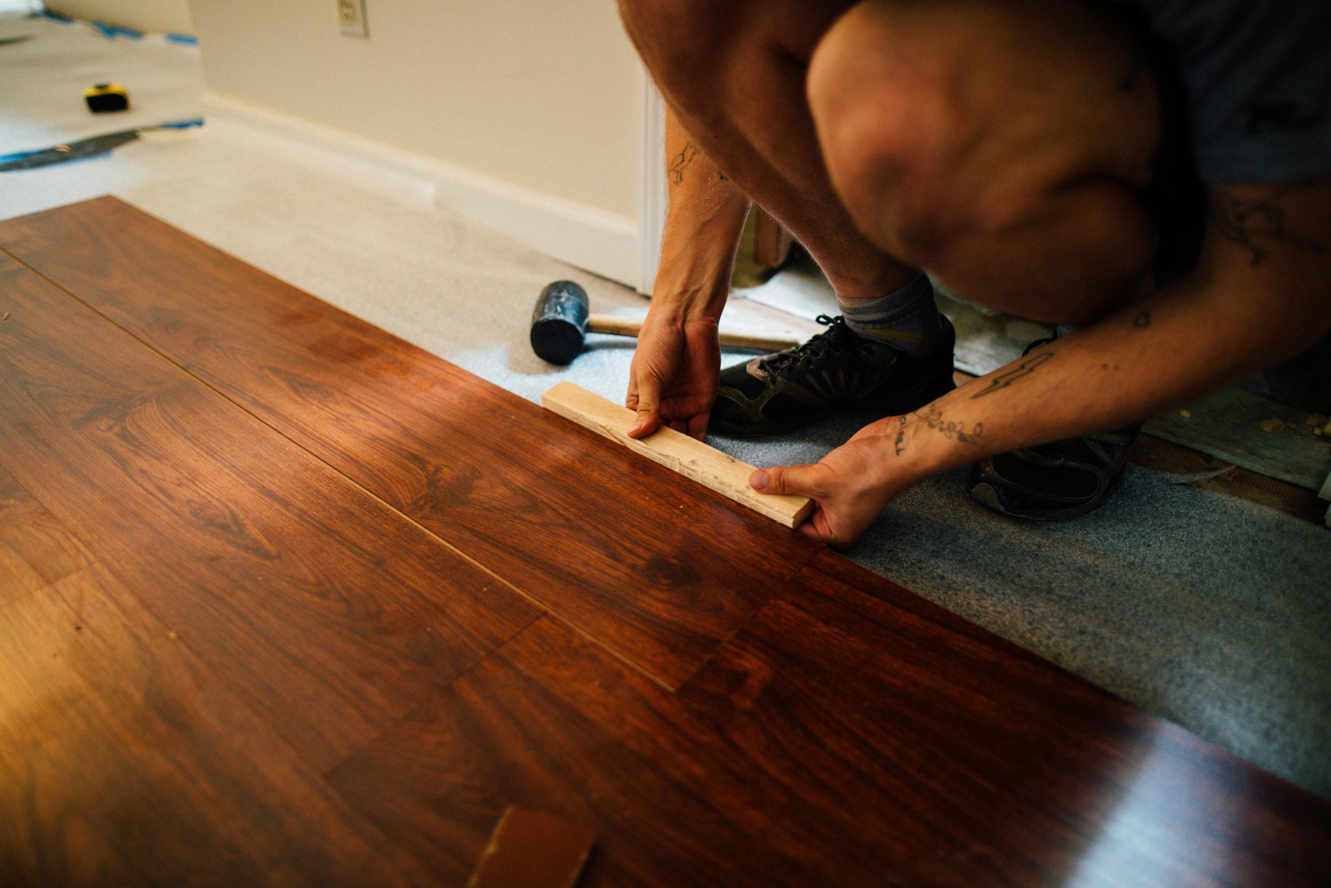 installing hardwood flooring click-lock