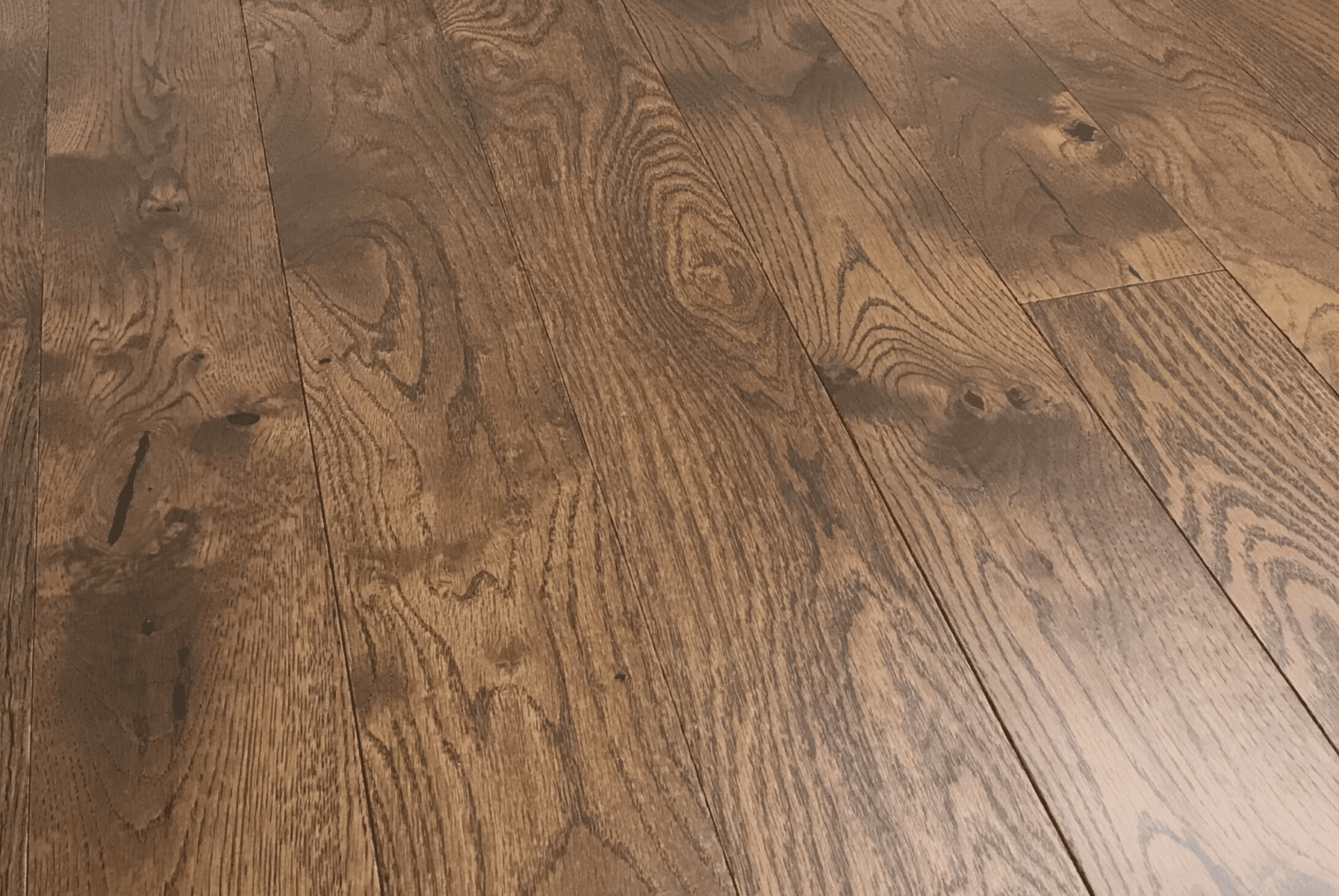 Gunstock  / 5" / White Oak / Solid Hardwood - Easiklip Floors — angle 6
